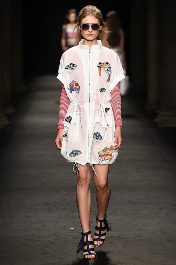 Fotoservizio/SS 2017/WOMEN/BYBLOS MILANO/DP2/2