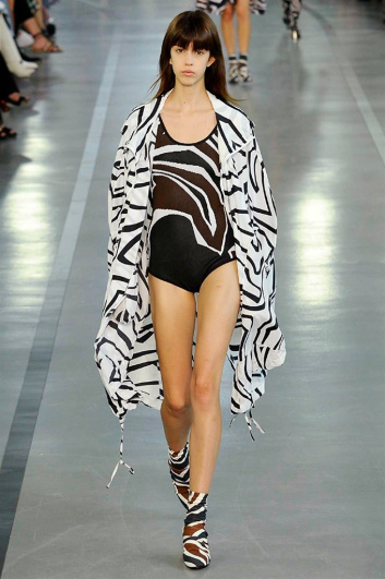 Fotoservizio/SS 2017/WOMEN/EMILIO PUCCI/DP2/0