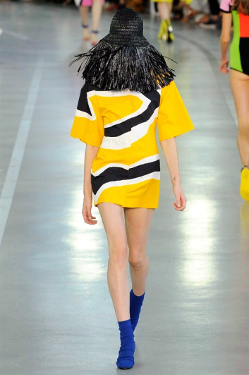 Fotoservizio/SS 2017/WOMEN/EMILIO PUCCI/DP2/16