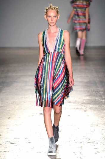 Fotoservizio/SS 2017/WOMEN/CRISTIANO BURANI/DP2/8