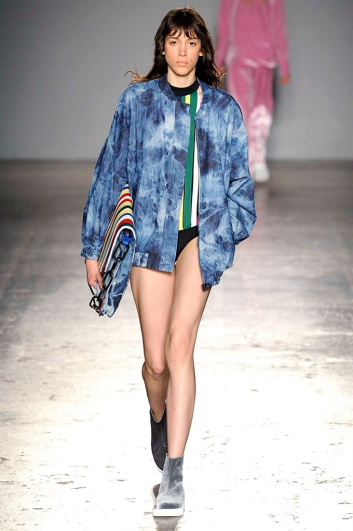 Fotoservizio/SS 2017/WOMEN/CRISTIANO BURANI/DP2/1