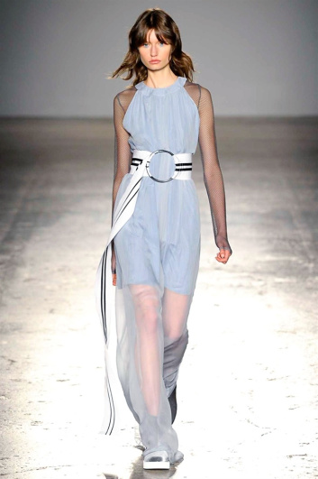 Fotoservizio/SS 2017/WOMEN/CRISTIANO BURANI/DP2/4