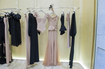 Fotoservizio/SS 2017/WOMEN/LA PETITE ROBE DI CHIARA BONI/DP2/20