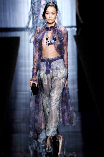 Fotoservizio/SS 2017/WOMEN/GIORGIO ARMANI/DP2/2