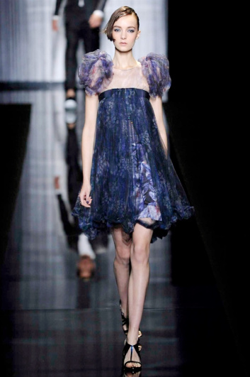 Fotoservizio/SS 2017/WOMEN/GIORGIO ARMANI/DP2/1