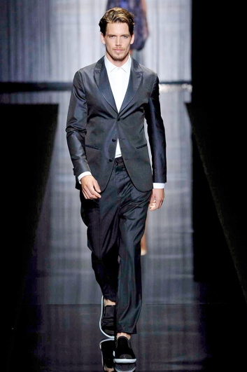Fotoservizio/SS 2017/WOMEN/GIORGIO ARMANI/DP2/2
