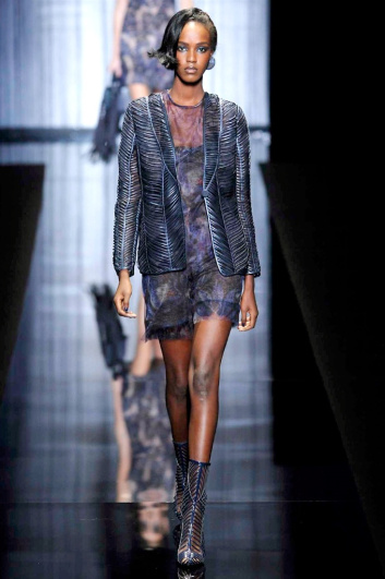 Fotoservizio/SS 2017/WOMEN/GIORGIO ARMANI/DP2/13