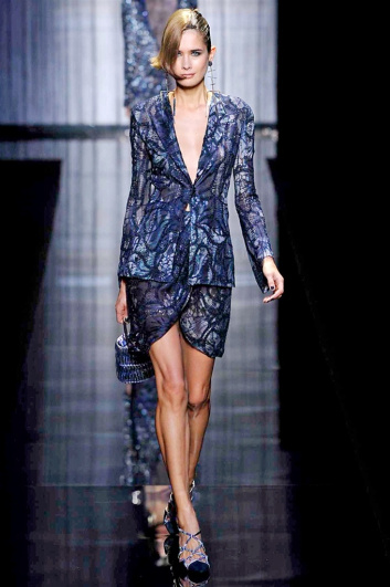 Fotoservizio/SS 2017/WOMEN/GIORGIO ARMANI/DP2/4