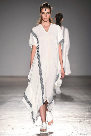 Fotoservizio/SS 2017/WOMEN/UMA WANG/DP2/1