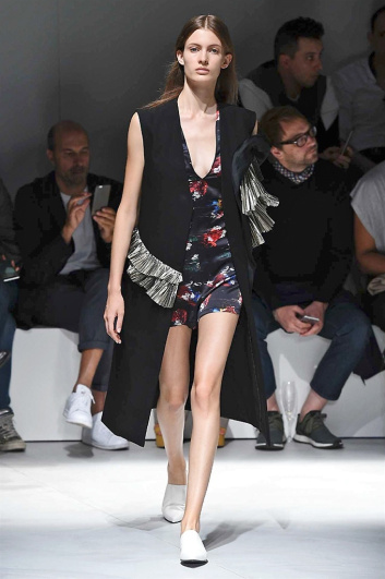 Fotoservizio/SS 2017/WOMEN/KRIZIA/DP2/11