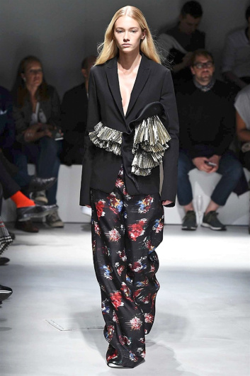 Fotoservizio/SS 2017/WOMEN/KRIZIA/DP2/13