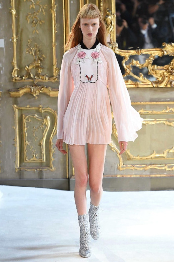 Fotoservizio/SS 2017/WOMEN/GIAMBA/DP2/2