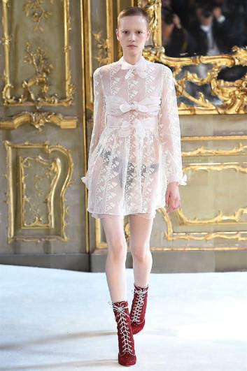 Fotoservizio/SS 2017/WOMEN/GIAMBA/DP2/4