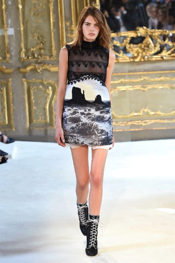 Fotoservizio/SS 2017/WOMEN/GIAMBA/DP2/10