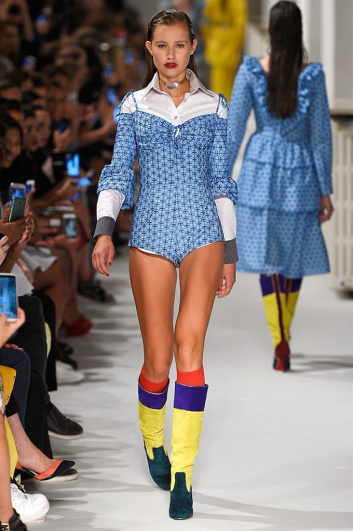 Fotoservizio/SS 2017/WOMEN/DAIZY SHELY/DP2/4