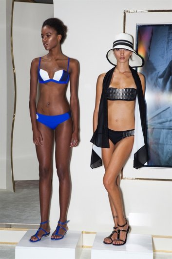 Fotoservizio/SS 2017/WOMEN/LA PERLA/DP2/24