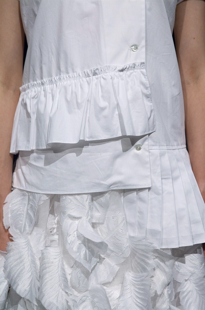 Fotoservizio/SS 2017/WOMEN/LAURA STRAMBI/DP2/45
