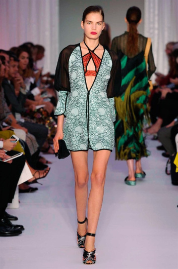 Fotoservizio/SS 2017/WOMEN/MARCO DE VINCENZO/DP2/11