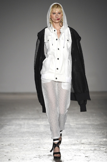 Fotoservizio/SS 2017/WOMEN/ATSUSHI NAKASHIMA/DP2/1