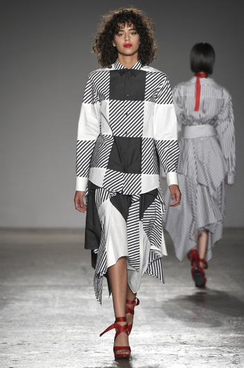 Fotoservizio/SS 2017/WOMEN/ATSUSHI NAKASHIMA/DP2/0