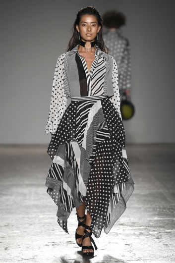 Fotoservizio/SS 2017/WOMEN/ATSUSHI NAKASHIMA/DP2/4