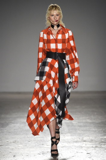 Fotoservizio/SS 2017/WOMEN/ATSUSHI NAKASHIMA/DP2/8