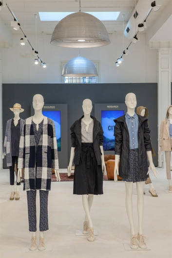 Fotoservizio/SS 2017/WOMEN/WOOLRICH JOHN RICH & BROS/DP2/41