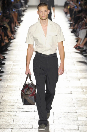 Fotoservizio/SS 2017/WOMEN/BOTTEGA VENETA/DP2/1