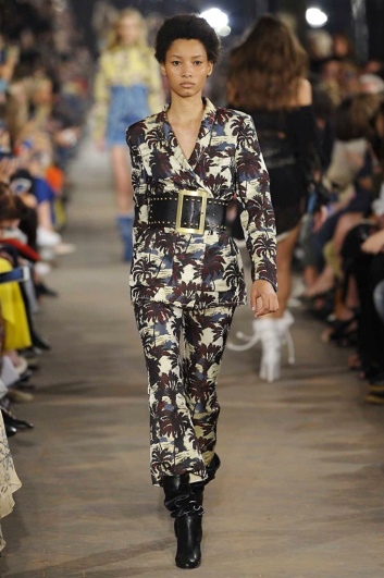 Fotoservizio/SS 2017/WOMEN/PHILOSOPHY DI LORENZO SERAFINI/DP2/13