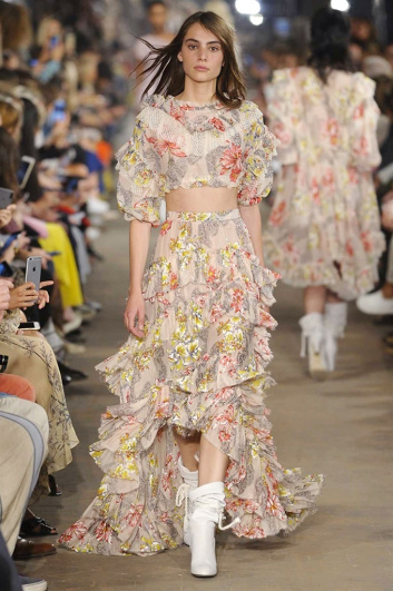 Fotoservizio/SS 2017/WOMEN/PHILOSOPHY DI LORENZO SERAFINI/DP2/1