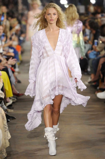 Fotoservizio/SS 2017/WOMEN/PHILOSOPHY DI LORENZO SERAFINI/DP2/6