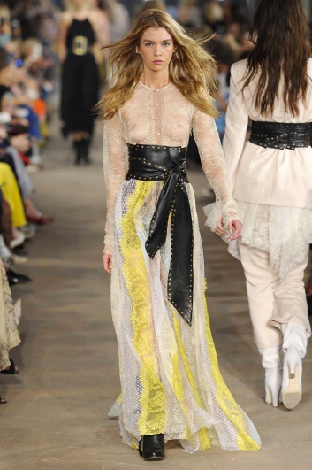 Fotoservizio/SS 2017/WOMEN/PHILOSOPHY DI LORENZO SERAFINI/DP2/1