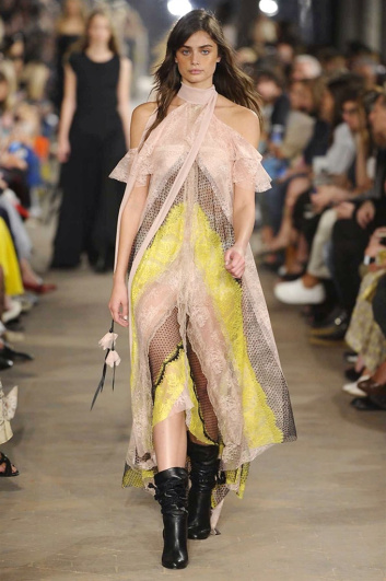 Fotoservizio/SS 2017/WOMEN/PHILOSOPHY DI LORENZO SERAFINI/DP2/3