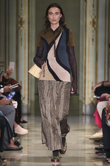 Fotoservizio/SS 2017/WOMEN/CIVIDINI/DP2/1