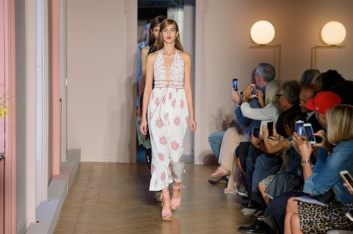 Fotoservizio/SS 2017/WOMEN/AGNONA/DP2/89