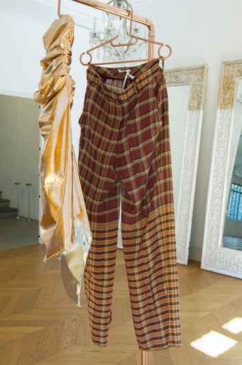 Fotoservizio/SS 2017/WOMEN/DONDUP/DP2/14