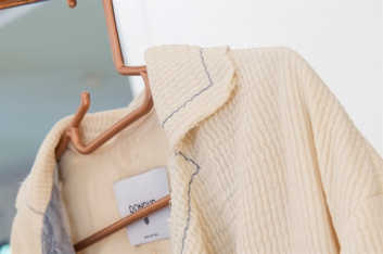Fotoservizio/SS 2017/WOMEN/DONDUP/DP2/18