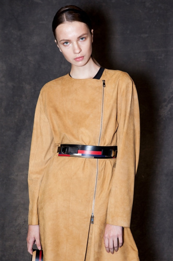 Fotoservizio/SS 2017/WOMEN/DESA NINETEENSEVENTYTWO/DP2/22