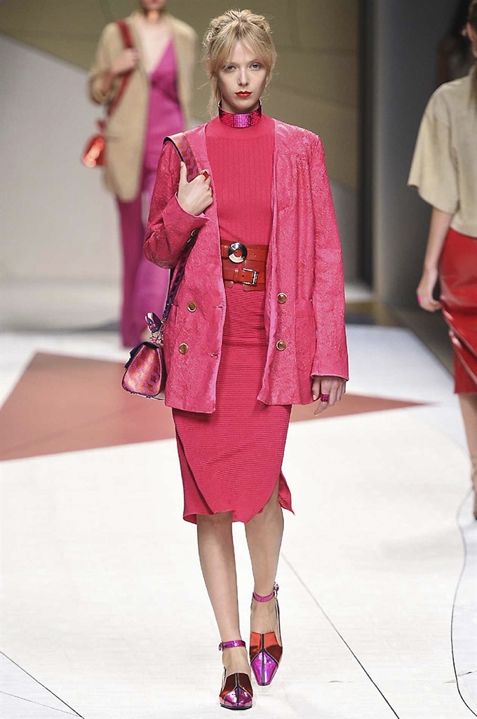 Fotoservizio/SS 2017/WOMEN/TRUSSARDI/DP2/5