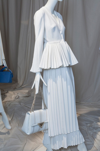 Fotoservizio/SS 2017/WOMEN/SARA BATTAGLIA/DP2/14