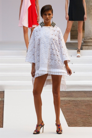 Fotoservizio/SS 2017/WOMEN/CAPUCCI/DP2/3