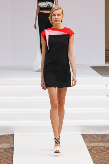 Fotoservizio/SS 2017/WOMEN/CAPUCCI/DP2/10