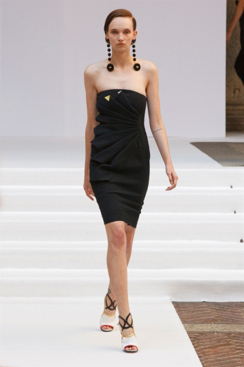 Fotoservizio/SS 2017/WOMEN/CAPUCCI/DP2/22