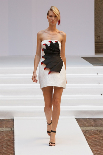 Fotoservizio/SS 2017/WOMEN/CAPUCCI/DP2/31