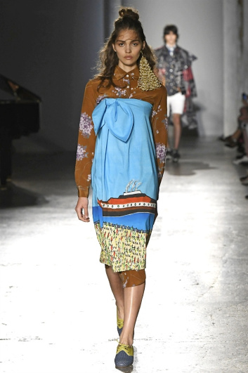 Fotoservizio/SS 2017/WOMEN/STELLA JEAN/DP2/11
