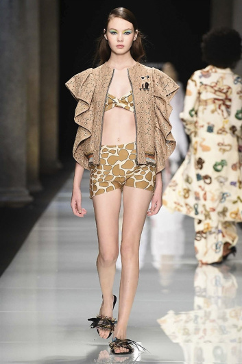 Fotoservizio/SS 2017/WOMEN/MAURIZIO PECORARO/DP2/5