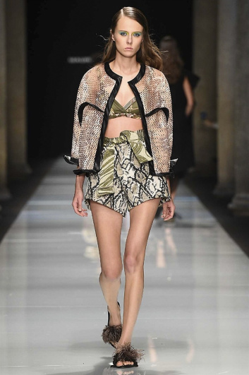 Fotoservizio/SS 2017/WOMEN/MAURIZIO PECORARO/DP2/0