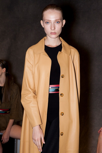 Fotoservizio/SS 2017/WOMEN/DESA NINETEENSEVENTYTWO/DP2/2