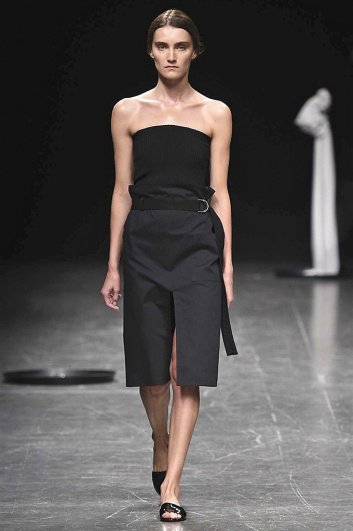 Fotoservizio/SS 2017/WOMEN/LUCIO VANOTTI/DP2/3