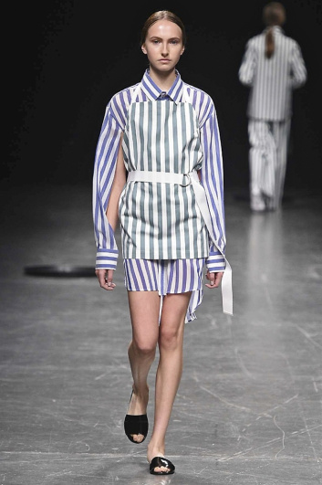 Fotoservizio/SS 2017/WOMEN/LUCIO VANOTTI/DP2/9